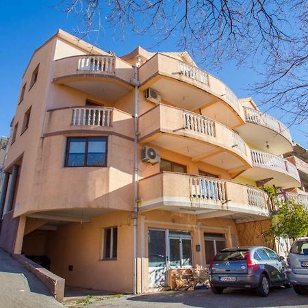 Sunny Hostel Будва Экстерьер фото
