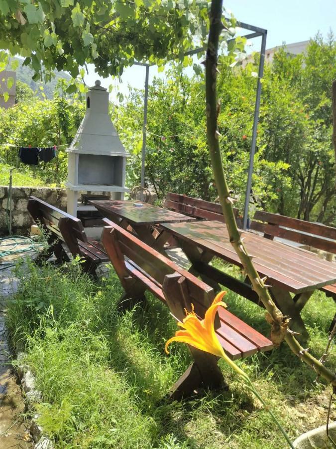 Sunny Hostel Будва Экстерьер фото